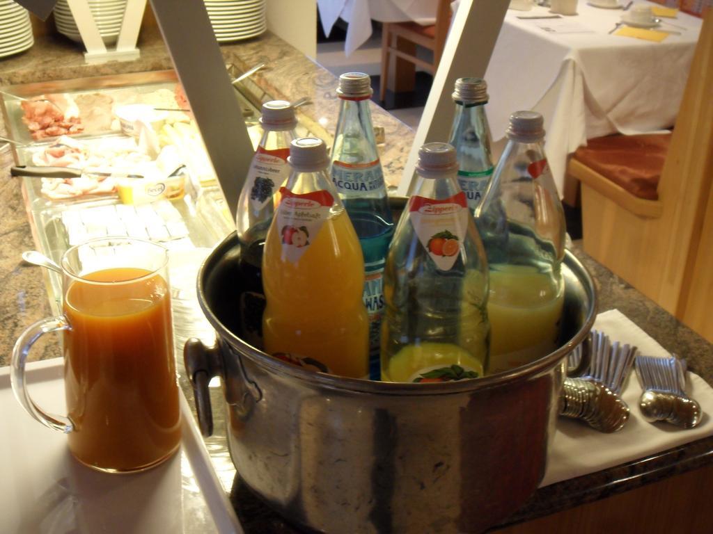 Hotel Fleuralp チェルメス エクステリア 写真