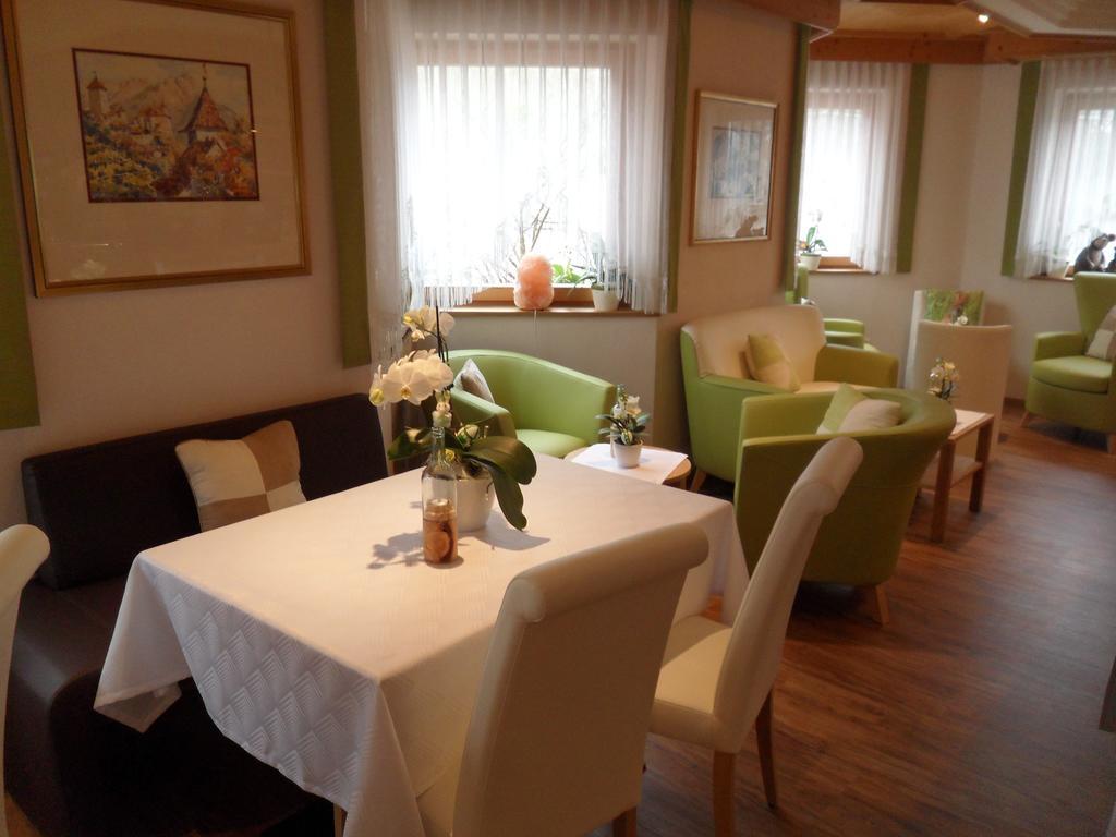 Hotel Fleuralp チェルメス エクステリア 写真